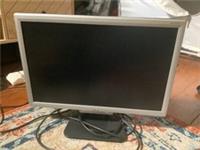 Acer 19" LCD Monitor - AL1916W - VGA - 1440 x 900 Tested