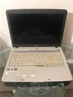 Acer Aspire 7520 Series Laptop, 17 inch, for parts or not working.