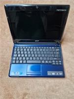 Acer Aspire One ZG8 Mini Laptop 10.1" For Parts Read Description No Hdd No Power