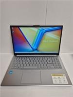 Asus Laptop Vivobook GO 15.6 4GB 128GB SILVER Intel N100. Stock