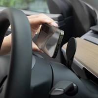 For Tesla Model 3/Y Steering Wheel Magnetic Phone Holder Auto Phone Mount Stand For Apple Xiaomi Huawei Smart Phone