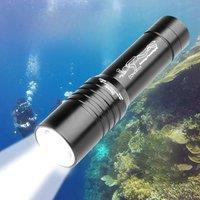 Diving 300M Zoom Underwater Flashlight High Power LED T6 Torch Light Professional Scuba Dive Flashlights IPX8 Rechargeable 18650