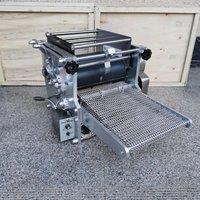 Automatic Industrial Flour Corn Mexican Tortilla Machine Maker Press Bread Grain Product Tortilla Making Machine