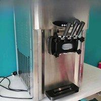 2025 New Desktop Ice Cream Machine Commercial Low Power Soft Ice Cream Machine Small Three Color Ice Cream Machine