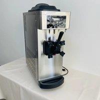 Commercial Ice Cream Machine Yield 1100W Single Flavor Countertop Soft Serve Ice Cream Maker With 8L Hopper