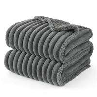 Bedsure Waterproof Dog Blanket - Dog Bed Blankets Washable for Large Dogs, Fluffy Pet Throw Blanket for Sofa Bed Protector