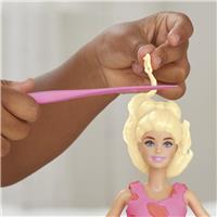 Play-Doh Barbie Designer Fashion Show Playset with 6 Tubs