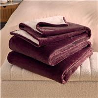 Silentnight Heat Genie Self-Heating Giant Blanket - Berry