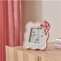 "Argos Home Ceramic Bow Pink Picture Frame - 4x4"""