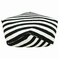 Rosewood Pet Sherpa Comfort Bed Black & White - Medium