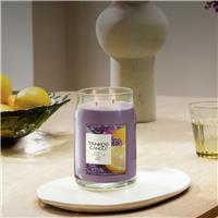 Yankee Candle Signature Medium Multiwick Jar Candle - Lemon Lavender