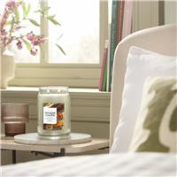 Yankee Candle Signature Large Jar Candle - Amber & Sandalwood
