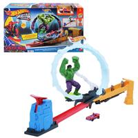 Hot Wheels Superstar Speeders Spider-Man & Hulk Smash Down Track Set