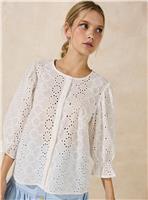 EVERBELLE White Button Through Broderie Blouse 18