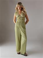 WAREHOUSE Plisse Seam Detail Asymmetric Hem Top 16
