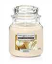 Yankee Home Inspiration Medium Jar Candle - Vanilla Frosting