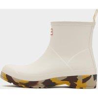 Women's Play Short Camo Boots, White