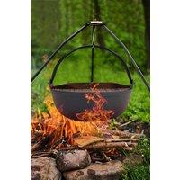 Living and Home 3L Cast Iron Pot with Wooden Lid for Campfire Cooking (27cm D 9.3cm H) in Black