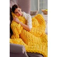 https://www.burton.co.uk/product/living-and-home-80x100cm-thick-knitted-blankets-warm-breathable_p-085f0519-ef02-4346-adf6-d8cff2d2ea59?colour=Yellow&size=One%20Size