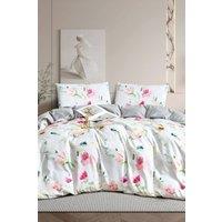 https://www.burton.co.uk/product/ezysleep-harper-floral-printed-duvet-set_p-17aae5a5-2e27-47dc-81fe-0843ab127d51?colour=Multi&size=Double