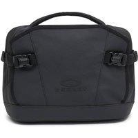 https://www.burton.co.uk/product/oakley-adjustable-outisde-strap-black-travel-bumbag_p-ae26f2c7-15bf-4caf-854d-910fe266509c?colour=Black&size=One%20Size