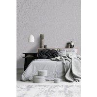 https://www.burton.co.uk/product/superfresco-milan-textured-plain-wallpaper_p-74cd52e5-fa5e-41a3-843f-a7b829210c75?colour=Silver&size=One%20Size
