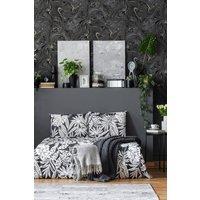 https://www.burton.co.uk/product/fresco-fresco-liquid-marble-black-copper-wallpaper_p-3b6e218a-4e56-4635-b905-de5414ed1f73?colour=Black&size=One%20Size