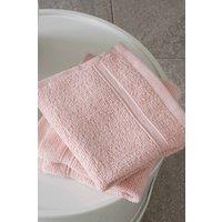 https://www.burton.co.uk/product/catherine-lansfield-zero-twist-face-cloth-pair_p-40373984-569d-4c7a-aa74-f4e49c2adf28?colour=Pink&size=Face%20Towel