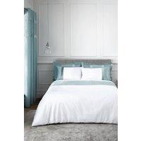 https://www.burton.co.uk/product/catherine-lansfield-sequin-cluster-duvet-set_p-07df1cd2-7379-48a1-9108-2778569f5627?colour=Blue&size=Super%20King