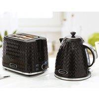 https://www.burton.co.uk/product/daewoo-black-argyle-1-7-litre-jug-kettle-and-2-slice-toaster-set_p-71e045d4-0055-4059-aaa7-d5790111630a?colour=Black&size=One%20Size