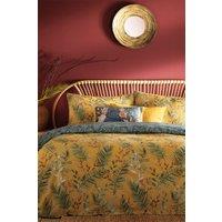 https://www.burton.co.uk/product/furn-mazari-exotic-jungle-duvet-cover-set_p-a99a407b-9cb7-4f1d-b6db-5737d4332dca?colour=Mustard&size=King
