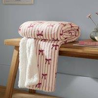 https://www.burton.co.uk/product/furn-noortje-bows-sherpa-fleece-throw_p-12c93d58-1feb-42c3-ad1c-8ae0e8bb95db?colour=Pink&size=130cm%20x%20180cm