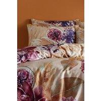 https://www.burton.co.uk/product/paoletti-saffa-200-thread-count-floral-piped-pillowcases_p-2050169c-c9b2-442f-ada0-7ce950f36a6d?colour=Multi&size=One%20Size