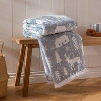 https://www.burton.co.uk/product/furn-winter-walk-printed-fleece-throw_p-7faa09ac-5d01-4ad9-8aef-5e3223686016?colour=Blue&size=One%20Size