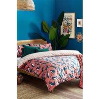 https://www.burton.co.uk/product/furn-kitta-geometric-animals-duvet-cover-set_p-c359fd68-1845-472e-8eb4-58c442e086aa?colour=Pink&size=Super%20King