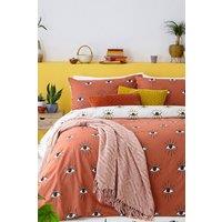 https://www.burton.co.uk/product/furn-theia-abstract-eye-duvet-cover-set_p-70ffc361-f3aa-4ec4-a8c1-31dff136ae17?colour=Light%20Red&size=King