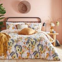 https://www.burton.co.uk/product/furn-huerta-tropical-flora-duvet-cover-set_p-f4034be9-4173-4fc0-905b-f3d1dc8f3537?colour=Pale%20Orange&size=Super%20King