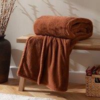 https://www.burton.co.uk/product/furn-kallu-double-sided-faux-fur-throw_p-3bd4134d-6023-4625-a335-7a5c9261f387?colour=Orange&size=130cm%20x%20180cm