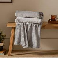 https://www.burton.co.uk/product/furn-harrow-fleece-throw_p-181bdd66-e280-4a21-89ae-74cb35d52654?colour=Light%20Grey&size=140cm%20x%20180cm