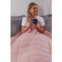 https://www.burton.co.uk/product/ohs-sensory-sleep-therapy-weighted-blanket-125-x-150-cm-4kg_p-2ab93e21-e3b9-42ab-bd73-28298f46f735?colour=Light%20Pink&size=125cm%20x%20150cm