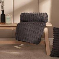 https://www.burton.co.uk/product/ohs-faux-fur-ribbed-fleece-throw-over-bed-blanket-winter-warm-supersoft_p-cd294791-b836-4577-9f67-fe5e6e38f5c6?colour=Charcoal&size=120cm%20x%20150cm