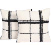 https://www.burton.co.uk/product/ohs-check-teddy-fleece-cushion-covers-2-x-home-decor-soft-mono---45-x-45cm_p-c0d03041-5d84-4221-a952-599c9346d679?colour=White&size=45cm%20x%2045cm
