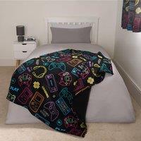 https://www.burton.co.uk/product/ohs-gaming-sherpa-throw-over-bed-blanket-fleece-supersoft-plush-kids-chair-sofa-warm_p-95bbbc21-daaa-4122-83c3-a8570de6a819?colour=Black&size=One%20Size