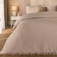 https://www.burton.co.uk/product/ohs-frill-edge-decor-duvet-cover-with-pillowcase-bedding-set_p-ad13537b-81fe-4b79-a264-48ac1a4f7789?colour=Natural&size=King