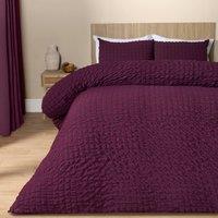 https://www.burton.co.uk/product/ohs-seersucker-duvet-cover-with-pillowcase-bedding_p-fd2da0bb-af20-49a2-8eaa-b81c398df871?colour=Wine&size=Double