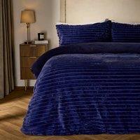 https://www.burton.co.uk/product/ohs-ribbed-duvet-cover-faux-fur-winter-warm-bedding-set_p-eac1309b-3d87-4aae-83a1-e53b3ed02c13?colour=Navy&size=Double