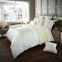 https://www.burton.co.uk/product/smart-living-premium-polycotton-verina-duvet-cover-with-pillowcases_p-88dde49a-0154-4213-8f0d-7373c86c687a?colour=Cream&size=Double
