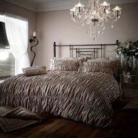 https://www.burton.co.uk/product/smart-living-premium-polycotton-beauford-ruched-duvet-cover-with-pillowcases_p-adc77988-5be6-42da-bfa1-884f06e04a99?colour=Camel&size=Single