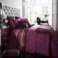 https://www.burton.co.uk/product/smart-living-premium-polycotton-alina-duvet-cover-with-pillowcases_p-24f7e0ec-24ed-48a5-90d5-206eff3f786c?colour=Aubergine&size=Single