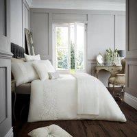 https://www.burton.co.uk/product/smart-living-premium-venice-duvet-cover-with-pillowcases_p-a6b6cc22-1be8-444b-884c-9f0dee92cd54?colour=Cream&size=Single